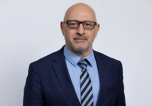 יוסי לוי מנכל בית השקעות מור
